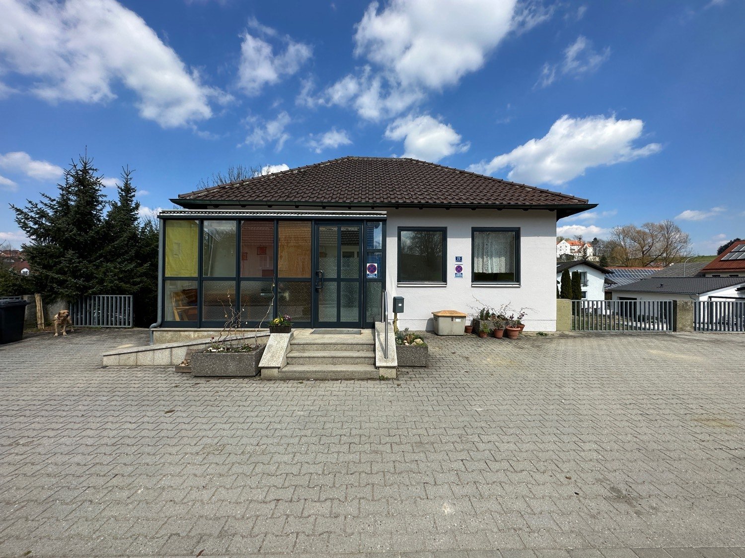 Monteurunterkunft in Wildenberg – 7 Schlafzimmer und zahlreiche Parkplätze direkt am Haus