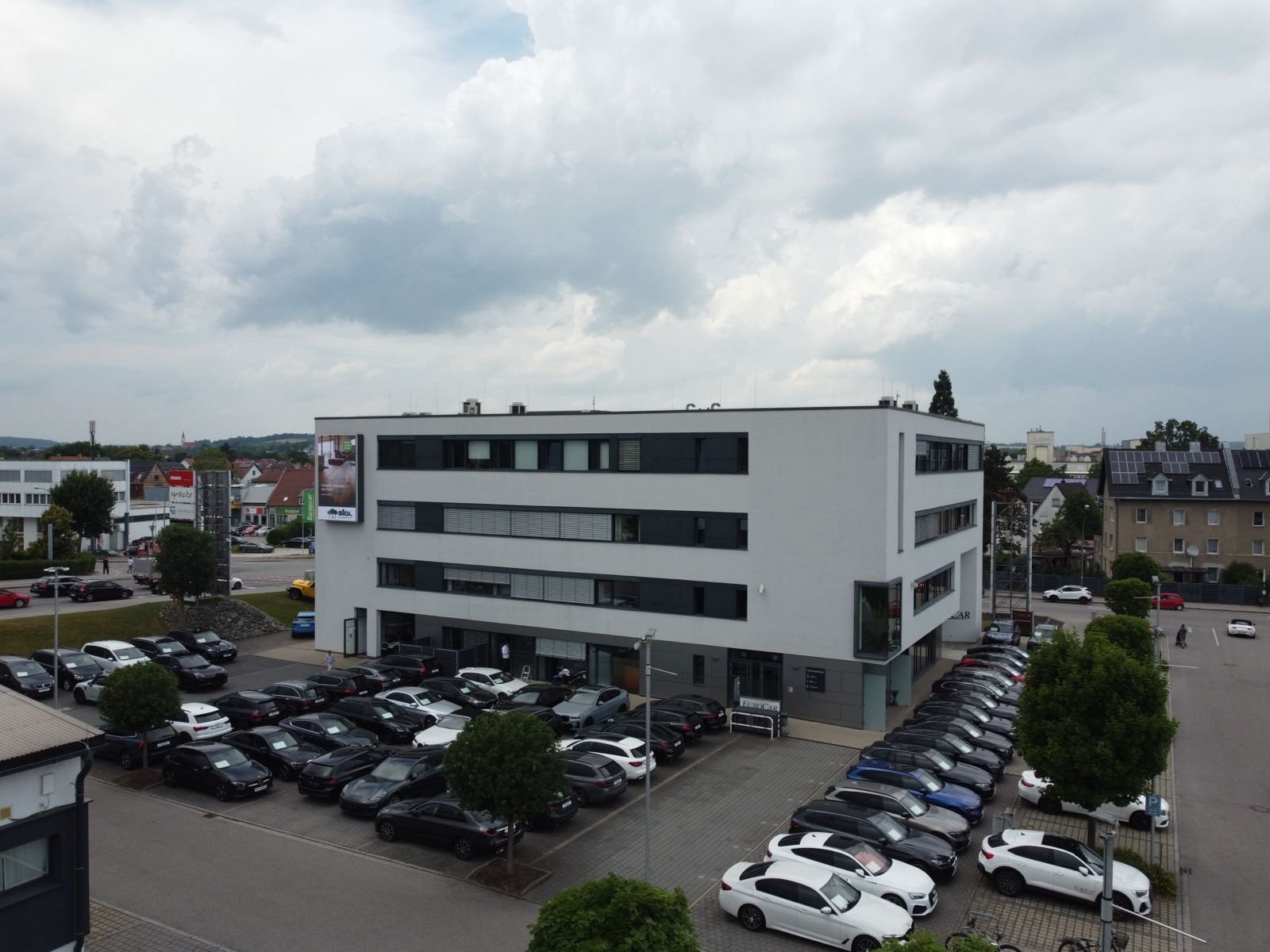 Landshuts zentrale Videofläche – ideal für Produkte, Aktionen und Kampagnen