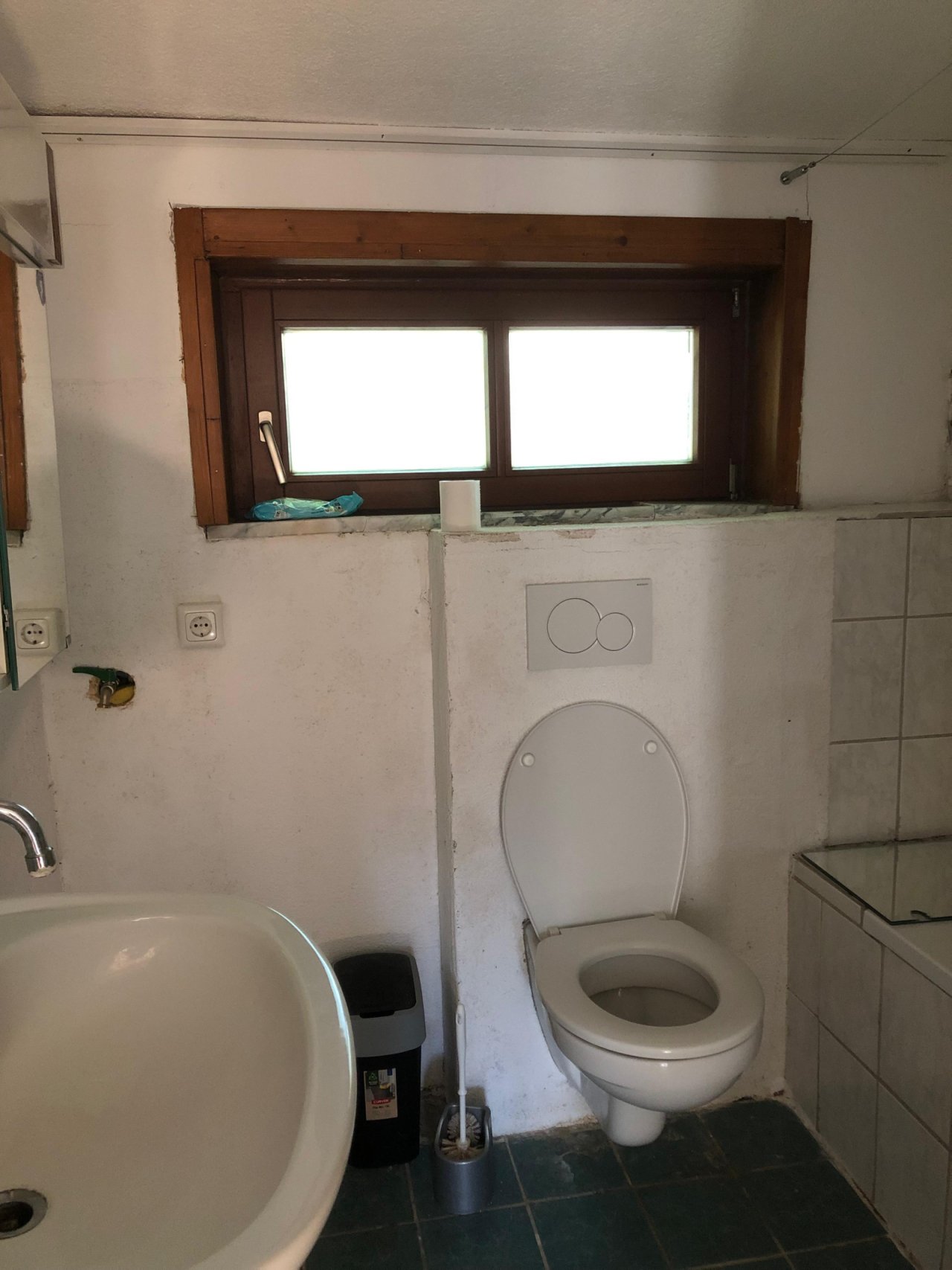 WC WC